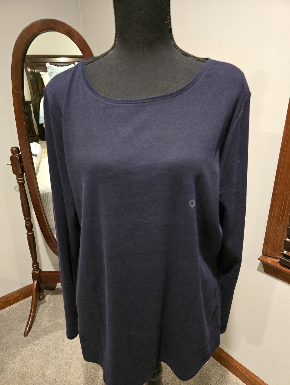 TALBOT'S Women's Navy Long Sleeve Scoop Neck Top
